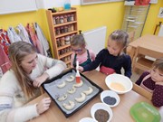 Pečeme ve školce - od zrníčka po rohlík